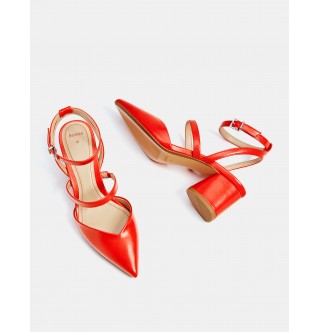 Butik, bantlı orta boy topuklu ayakkabı