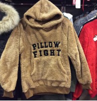 Japon Style Pillow Fight Sweatshirt